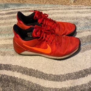 NIKE KOBE AD MENS SIZE 11 UNIVERSITY RED